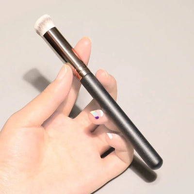 Large Kabuki Makeup Brush
