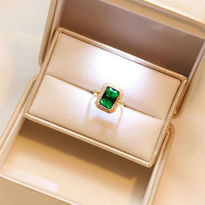Classic Emerald 3-Piece Jewelry Set