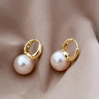 Minimalist Silver Pearl Earrings