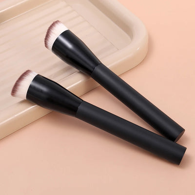 Foundation & Concealer Contour Brush