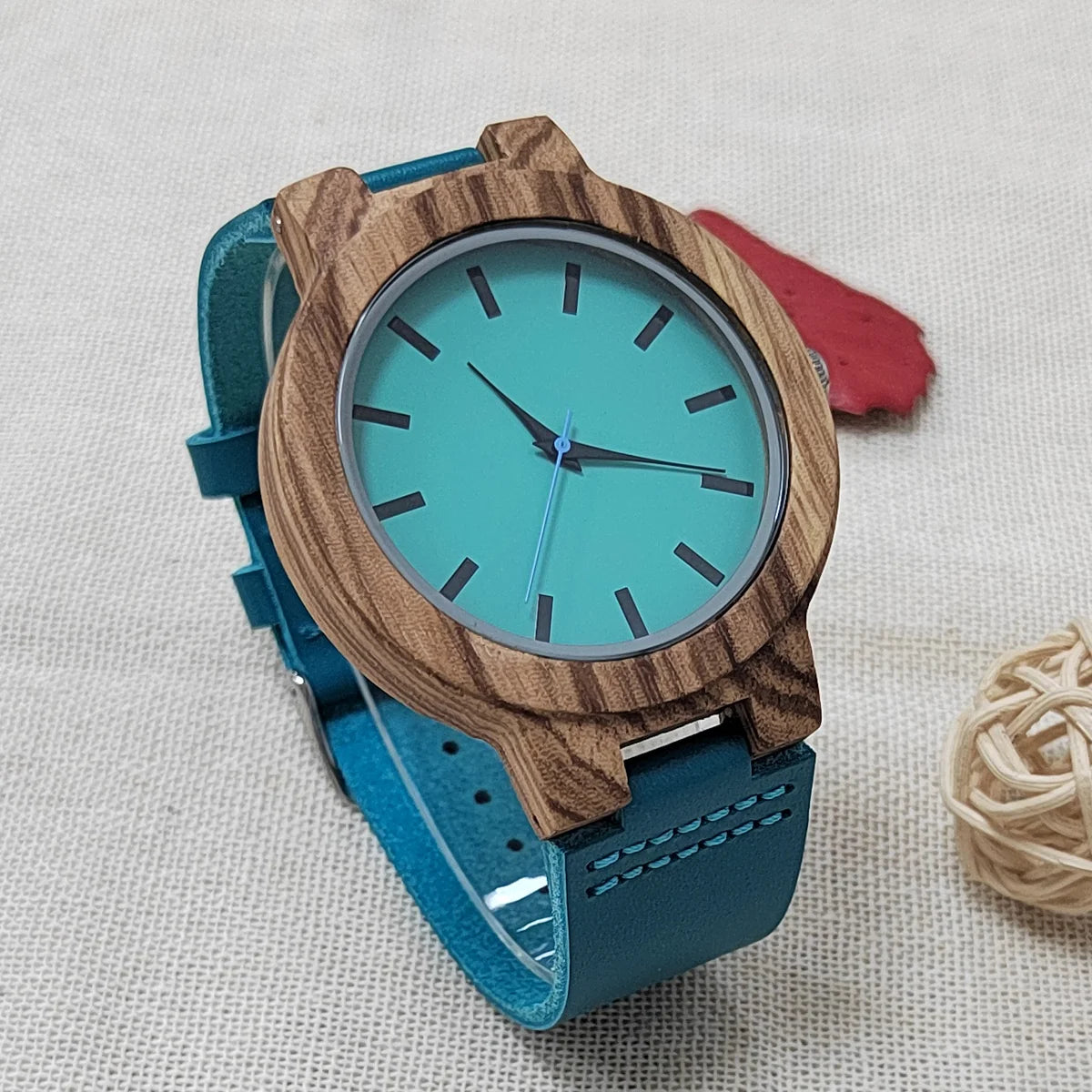 Customizable Wood & Quartz Watches